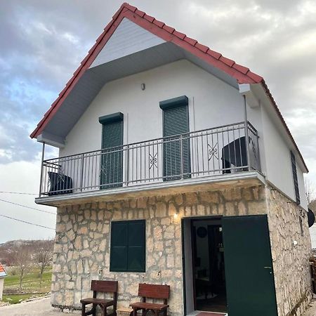 Guest House Markovic Lovcen Цетине Екстериор снимка