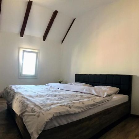 Guest House Markovic Lovcen Цетине Екстериор снимка