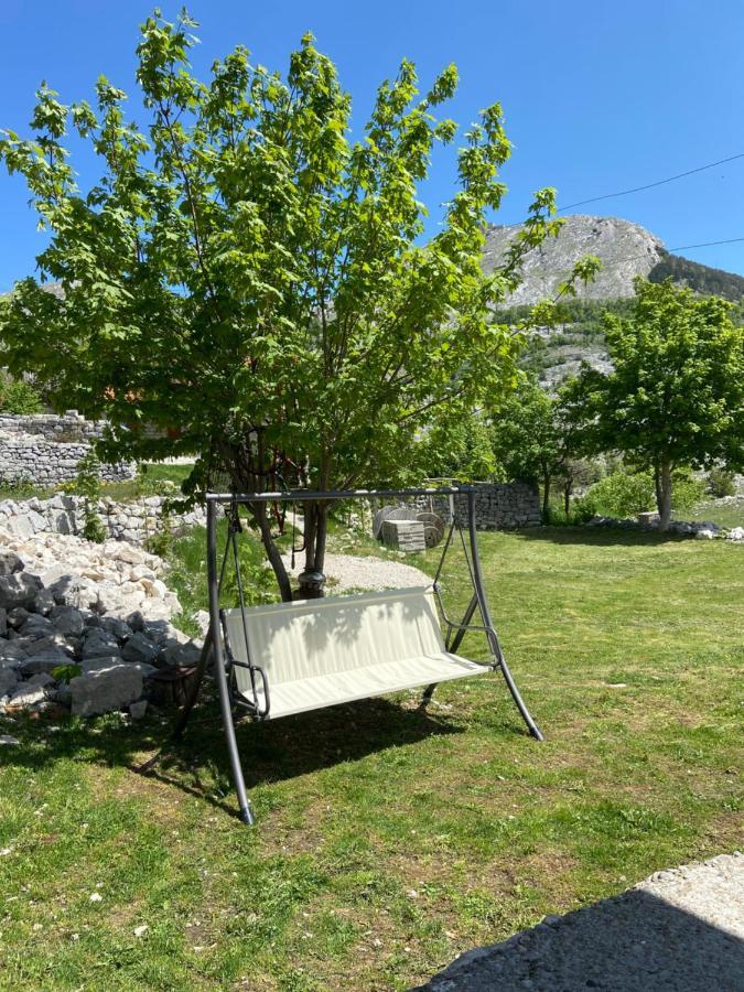 Guest House Markovic Lovcen Цетине Екстериор снимка