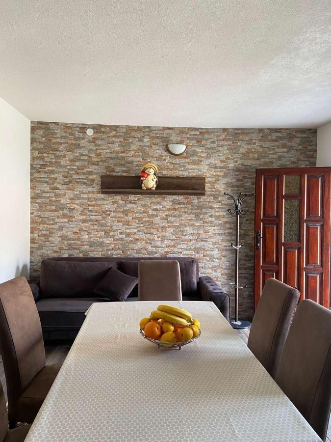Guest House Markovic Lovcen Цетине Екстериор снимка