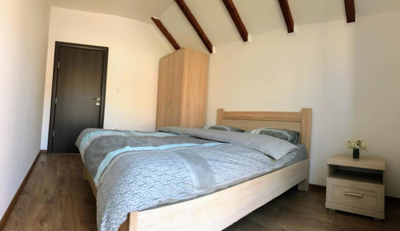 Guest House Markovic Lovcen Цетине Екстериор снимка